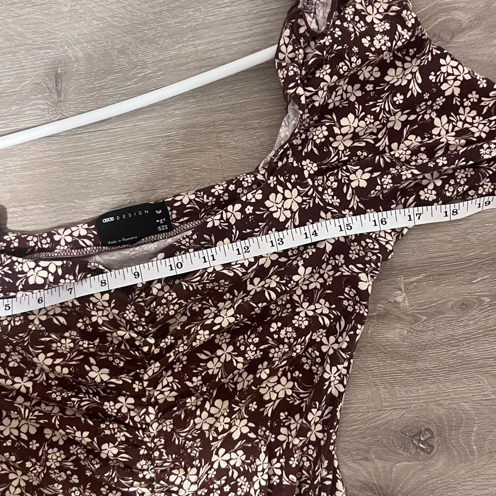 ASOS Brown and White Off the Shoulder Puff Sleeve Dress - Picture 7 of 10